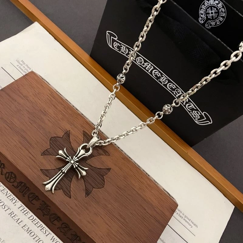 Bright Chrxmx Hxxrts Necklaces 301096