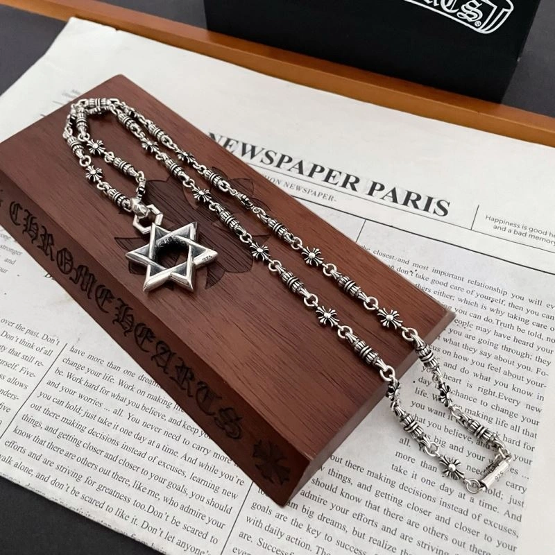Chrxmx Hxxrts Necklaces Resilient 301098