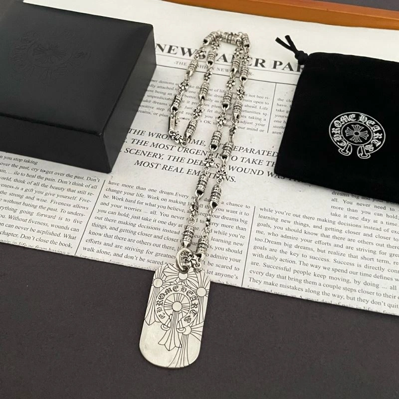 EasyMatch Chrxmx Hxxrts Necklaces 301104