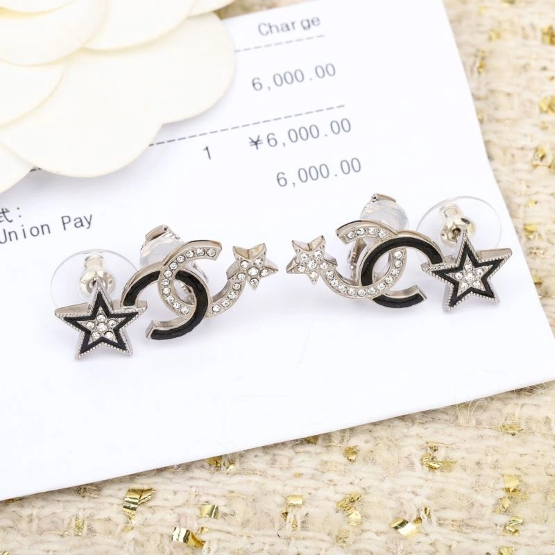 Cozy Chxnxl Earrings 291866