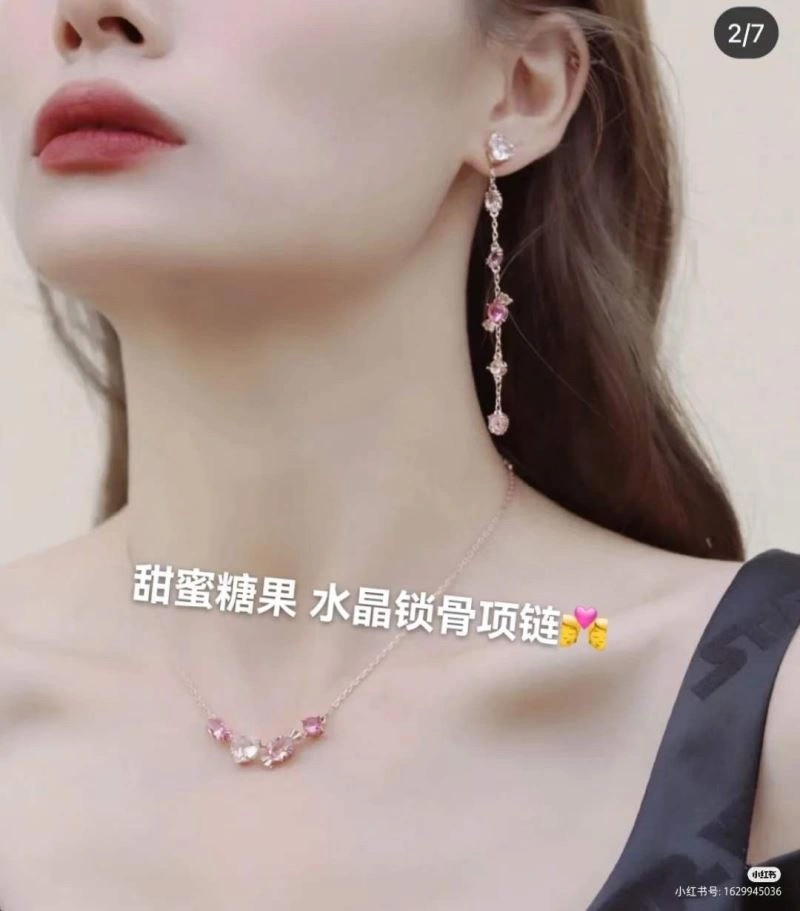 Swxrxvski Necklaces Stylish 315239