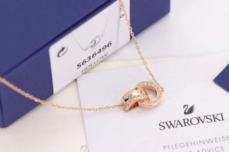 Swxrxvski Necklaces Durable 315246