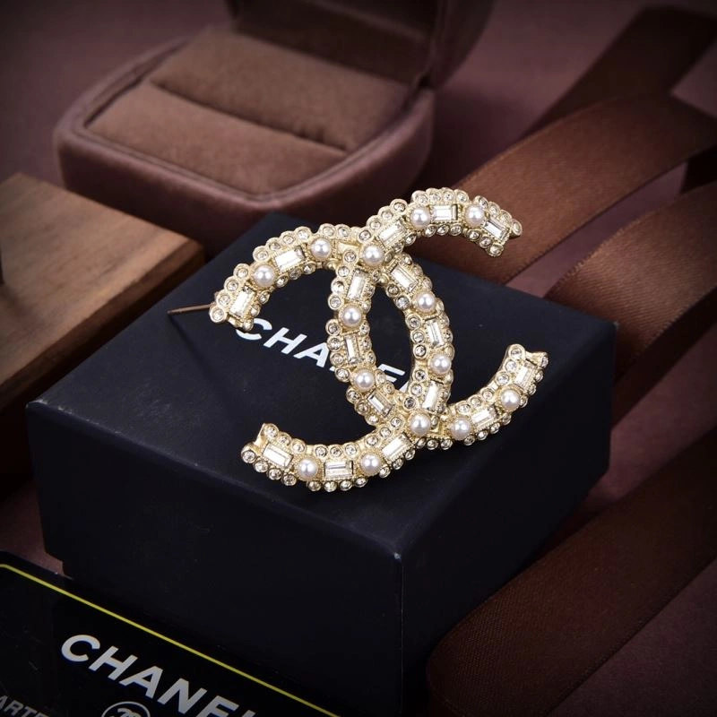 EasyMatch Chxnxl Brooches 292886