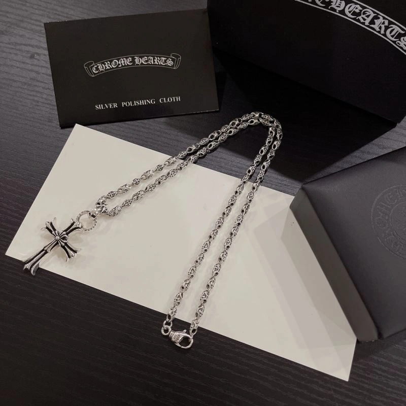 EasyMatch Chrxmx Hxxrts Necklaces 301113