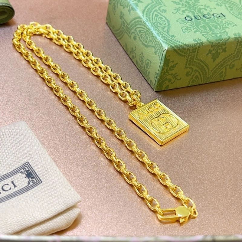Gxccx Necklaces Stylish 306658