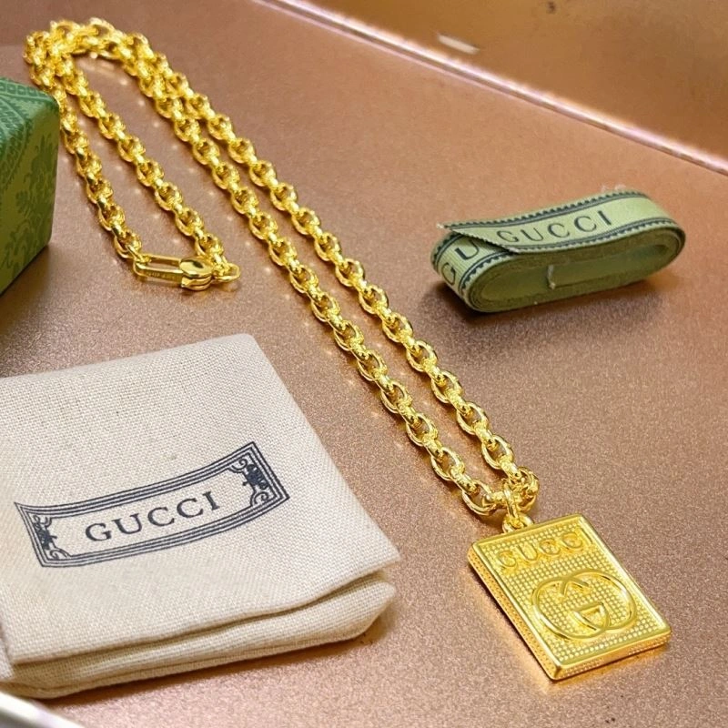 Gxccx Necklaces Stylish 306658