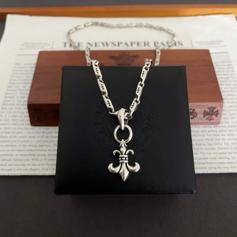 Sophisticated Chrxmx Hxxrts Necklaces 301091