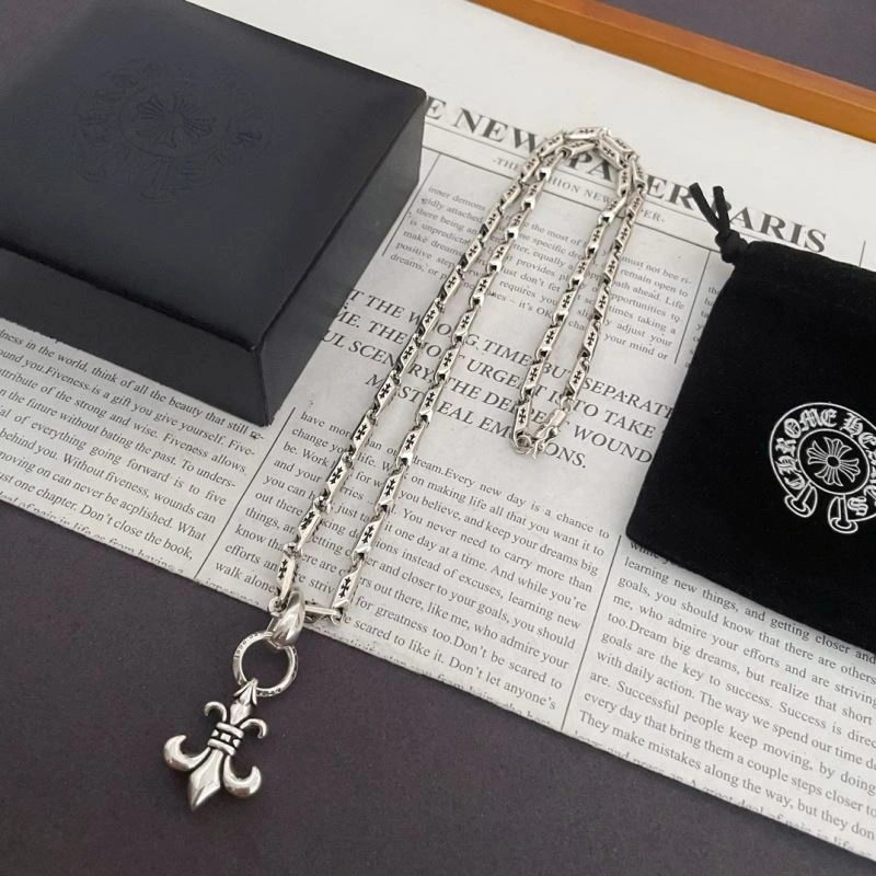 Sophisticated Chrxmx Hxxrts Necklaces 301091