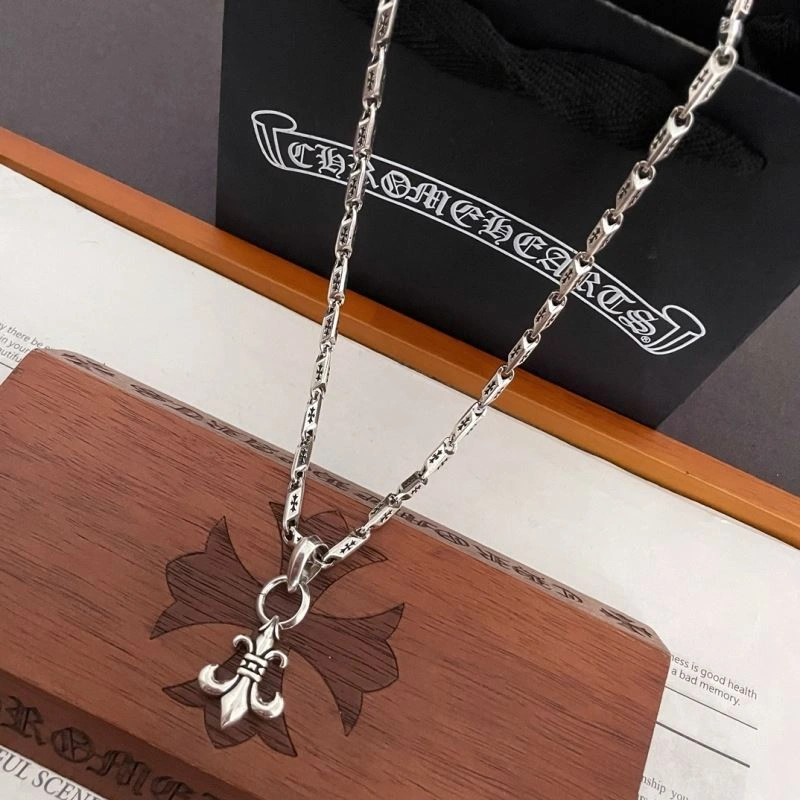 Sophisticated Chrxmx Hxxrts Necklaces 301091