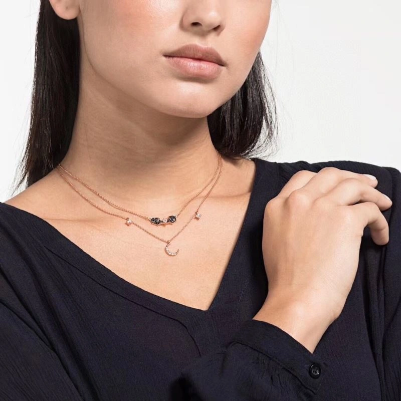 Swxrxvski Necklaces Modern 315242