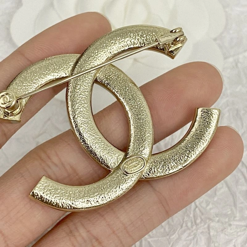Comfortable Chxnxl Brooches 292880
