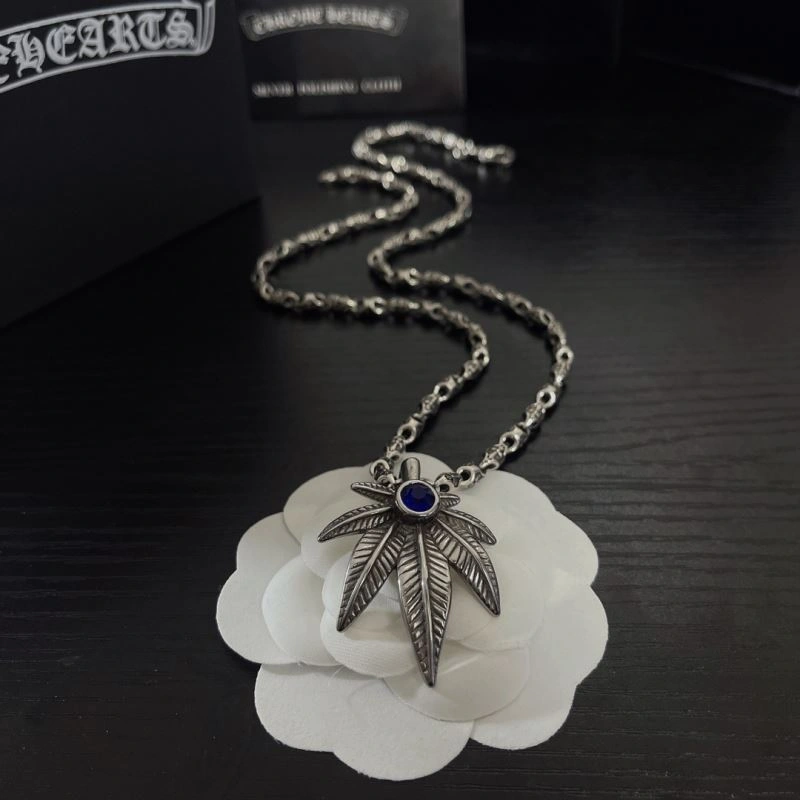 Chrxmx Hxxrts Necklaces Trendy 301080