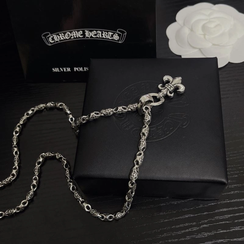 Chrxmx Hxxrts Necklaces GoAnywhere 301079