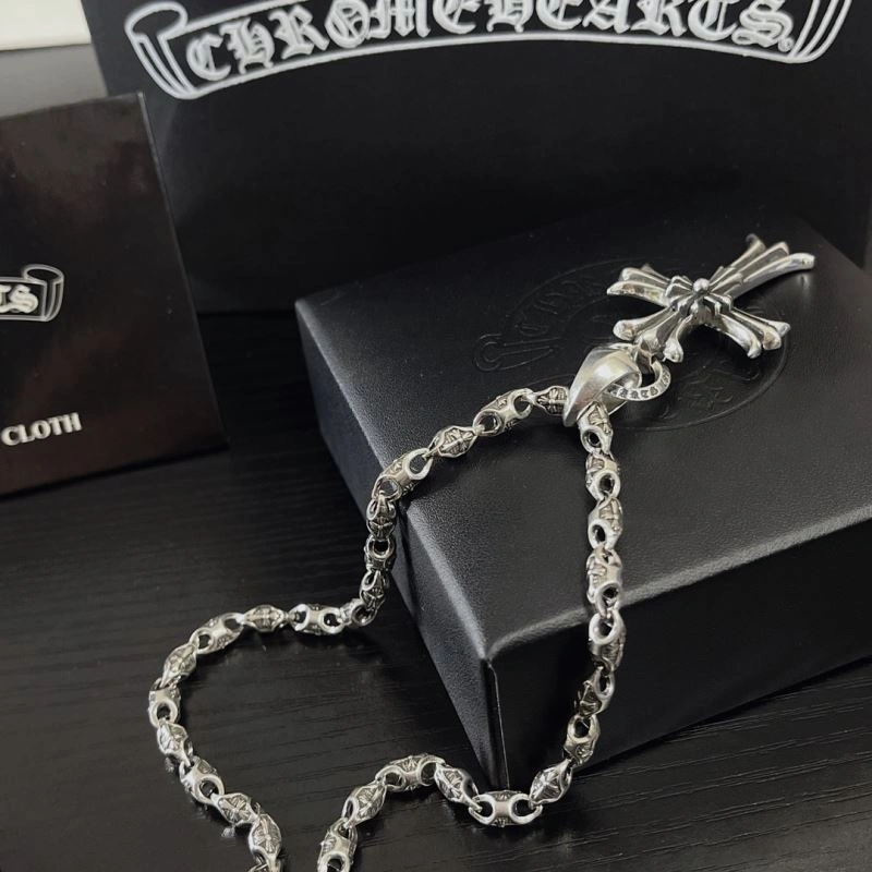 Versatile Chrxmx Hxxrts Necklaces 301076