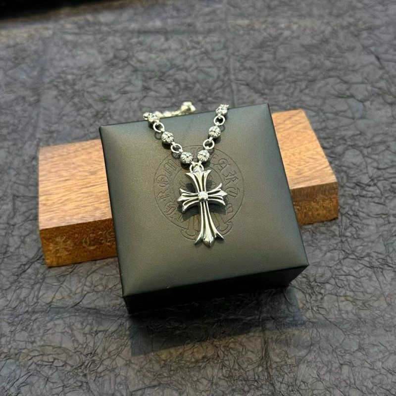 Trendy Chrxmx Hxxrts Necklaces 301073