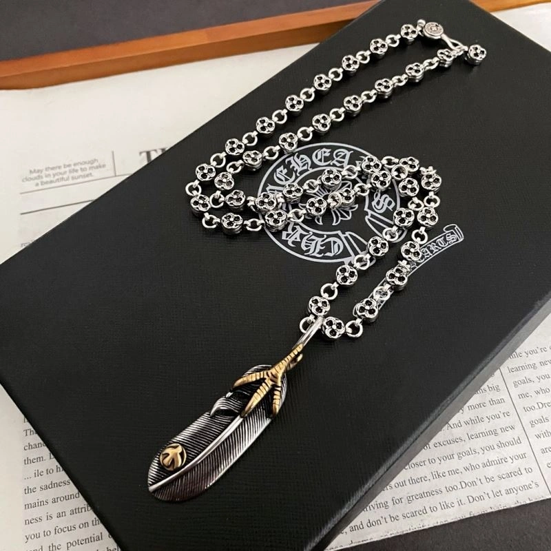 Chrxmx Hxxrts Necklaces Breathable 301069