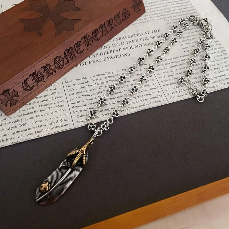 Chrxmx Hxxrts Necklaces Breathable 301069