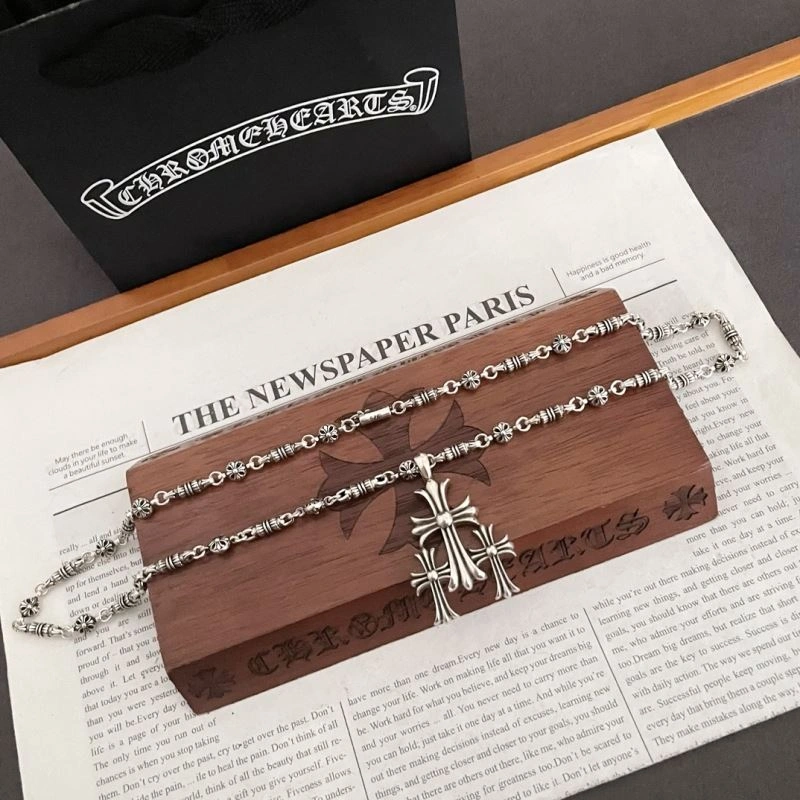 Reliable Chrxmx Hxxrts Necklaces 301068