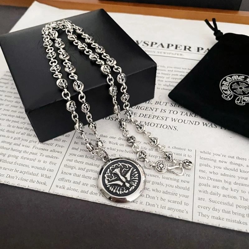 Classic Chrxmx Hxxrts Necklaces 301048
