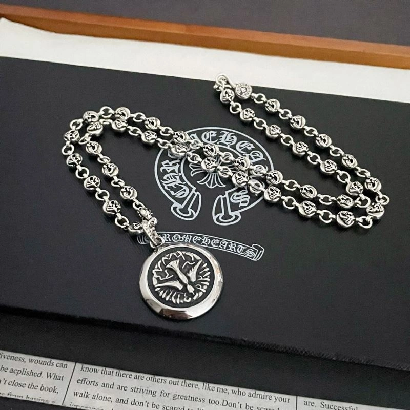 Classic Chrxmx Hxxrts Necklaces 301048