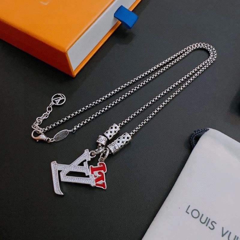 Resilient LX Necklaces 311555