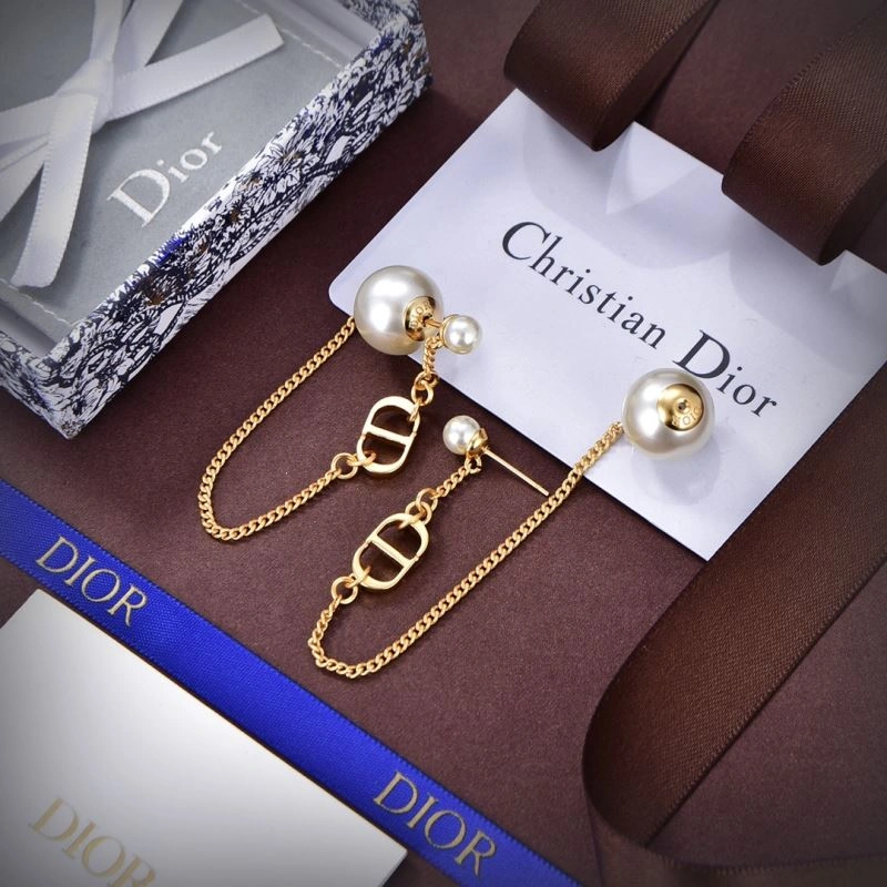 Christian Dxxr Earrings Durable 295390