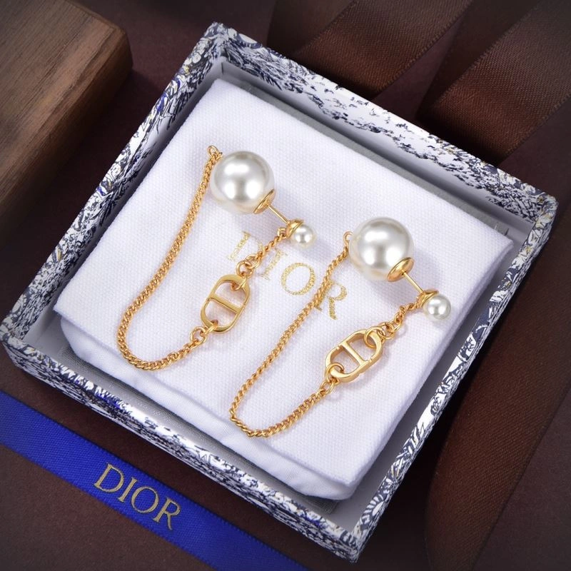 Christian Dxxr Earrings Durable 295390