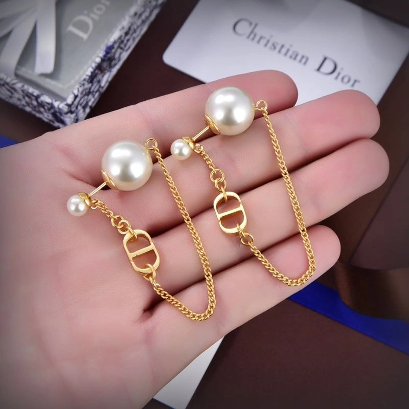 Christian Dxxr Earrings Durable 295390
