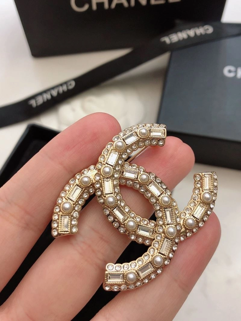 Chxnxl Brooches GoAnywhere 292872