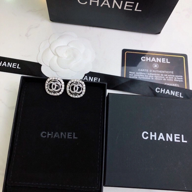 Chxnxl Earrings EyeCatching 291828