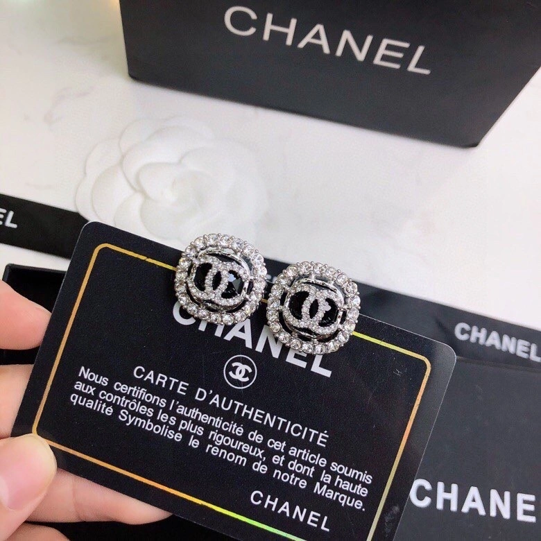 Chxnxl Earrings EyeCatching 291828