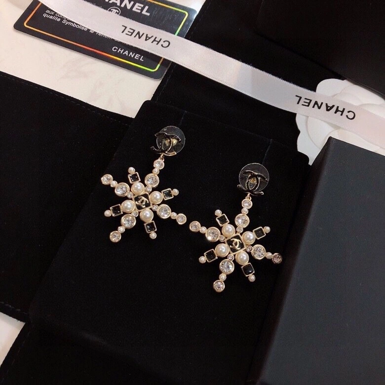 Trendy Chxnxl Earrings 291822