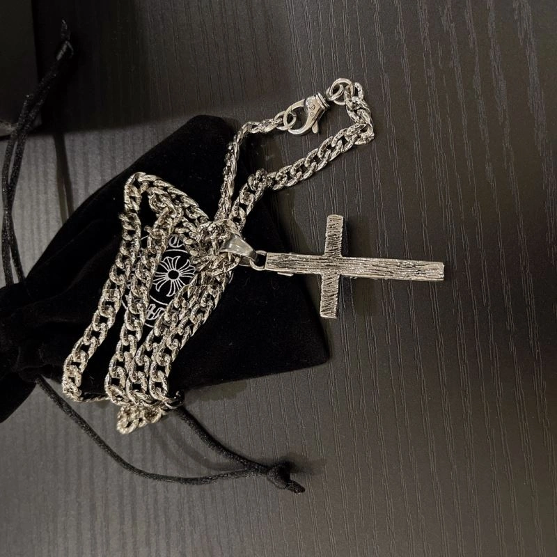 Fashionable Chrxmx Hxxrts Necklaces 301057