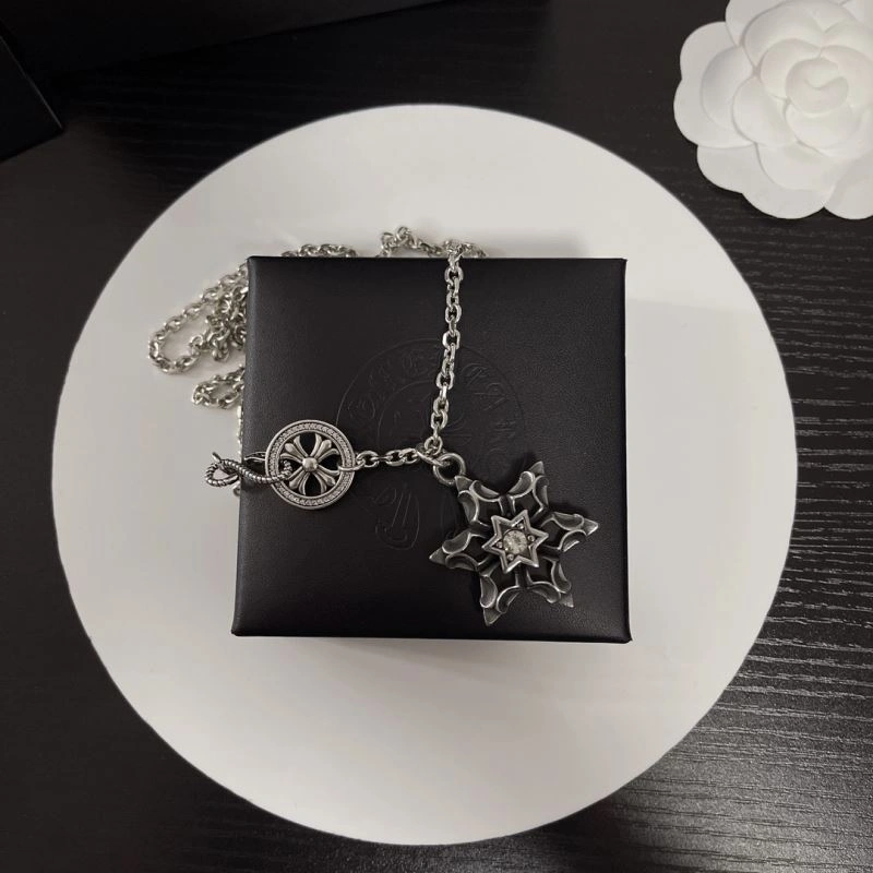 Chrxmx Hxxrts Necklaces Durable 301063