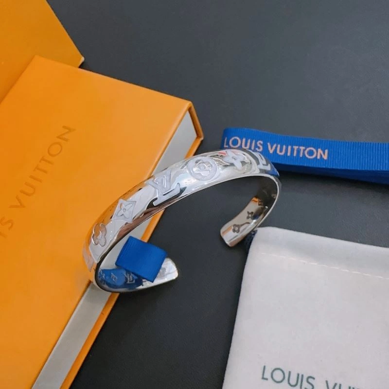 WellDesigned LX Bracelets 312003