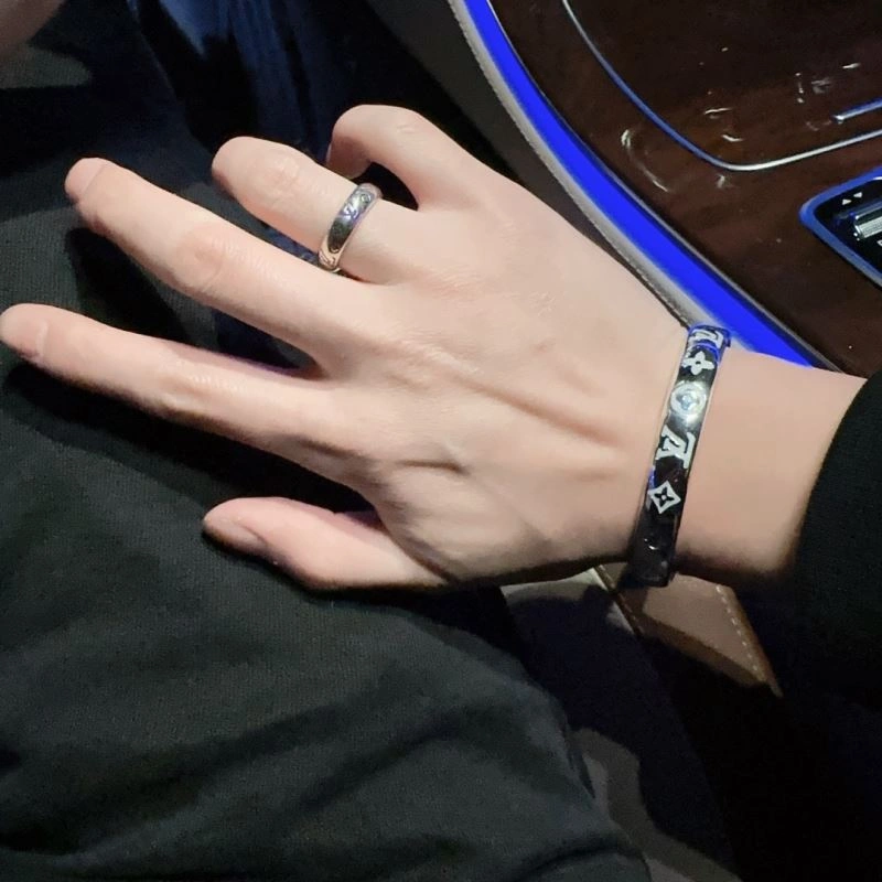 WellDesigned LX Bracelets 312003
