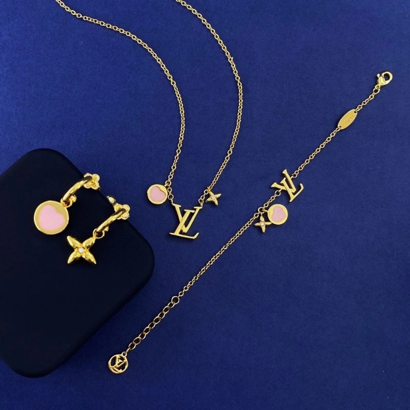 Comfortable LX Necklaces 311536