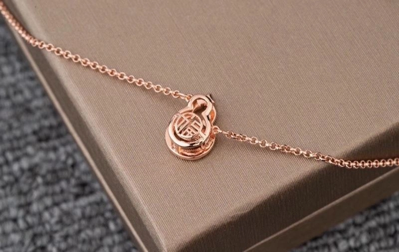 SportInspired Swxrxvski Necklaces 315233