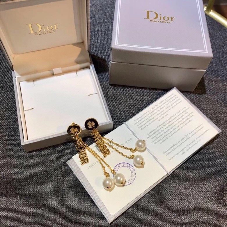 EyeCatching Christian Dxxr Earrings 295389