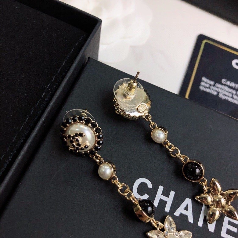 Soft Chxnxl Earrings 291809
