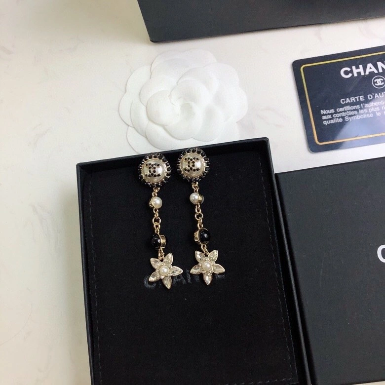 Soft Chxnxl Earrings 291809