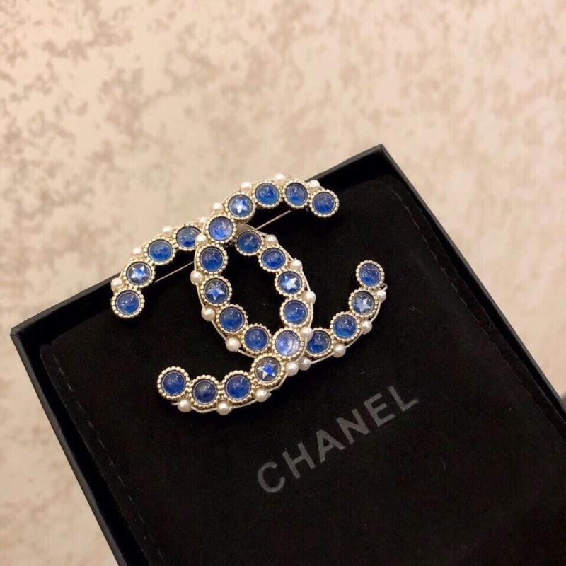 Refined Chxnxl Brooches 292860