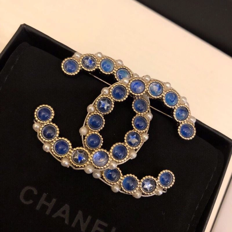 Refined Chxnxl Brooches 292860