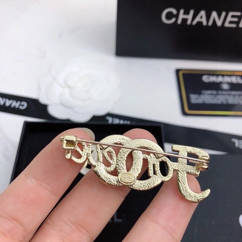 Comfortable Chxnxl Brooches 292847