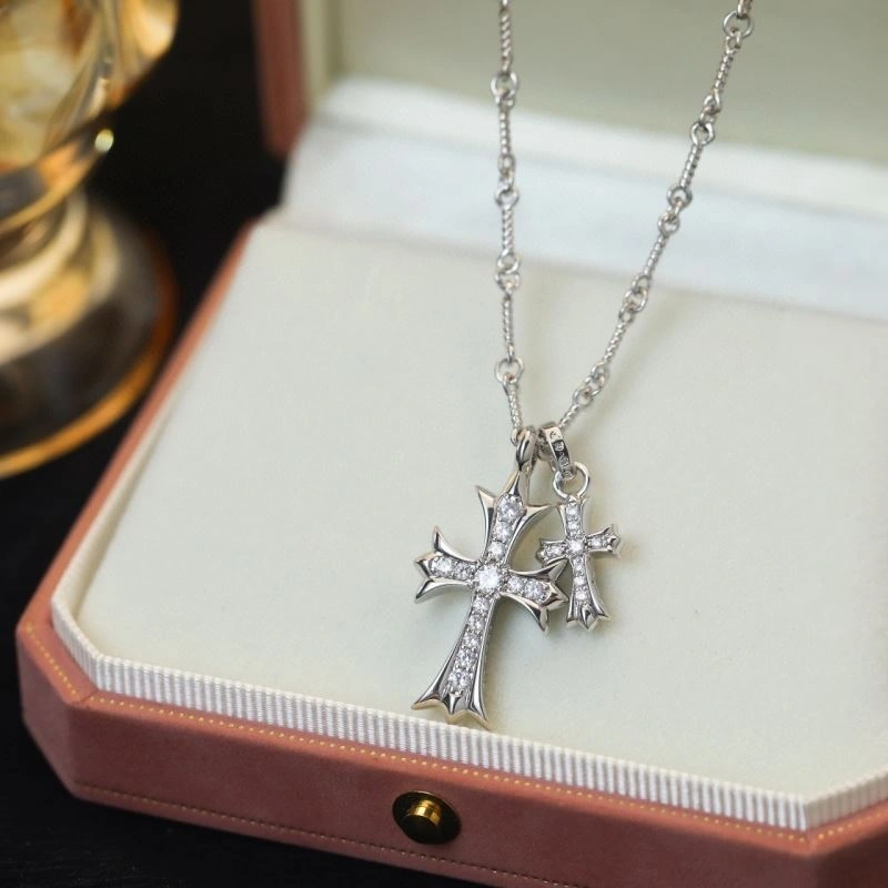 Chrxmx Hxxrts Necklaces GoodFit 301067