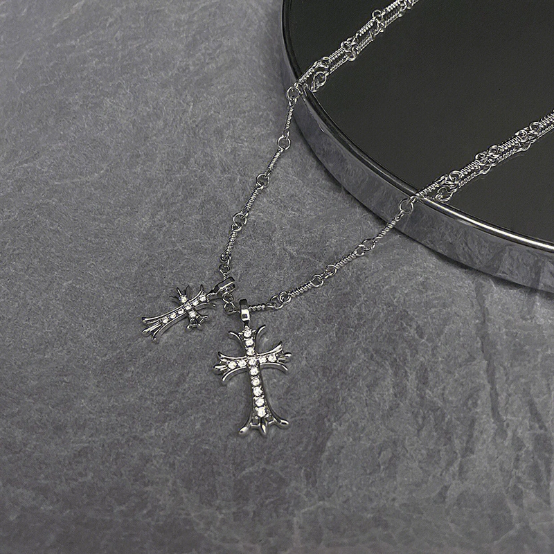 Chrxmx Hxxrts Necklaces GoodFit 301067