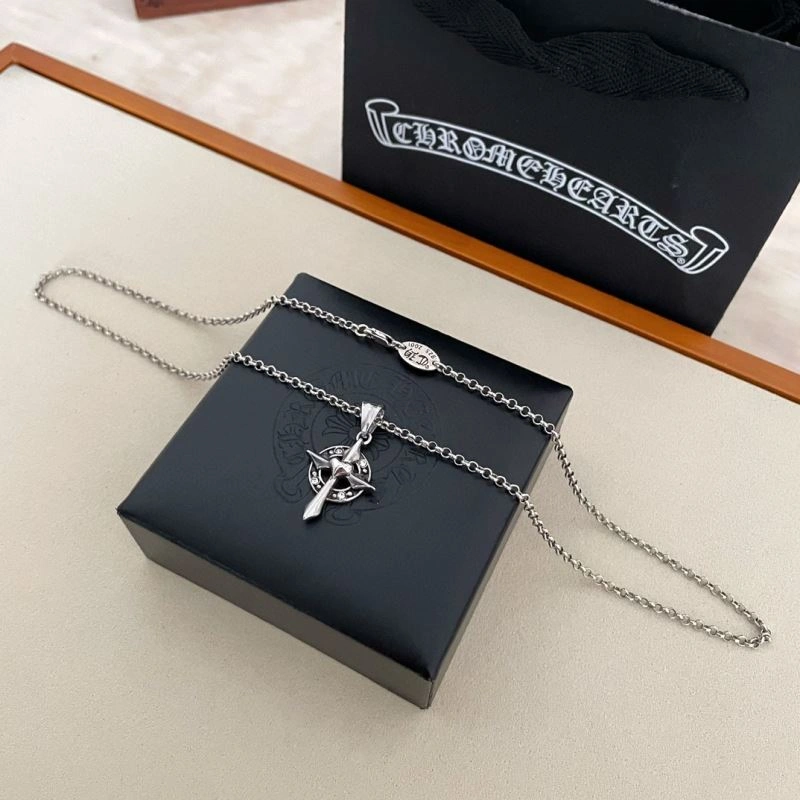 Chrxmx Hxxrts Necklaces Functional 301046