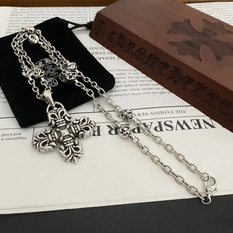Chrxmx Hxxrts Necklaces Stylish 301055