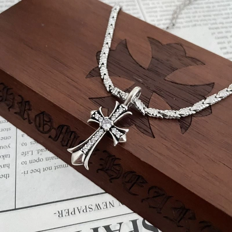 Chrxmx Hxxrts Necklaces ModernLook 301045