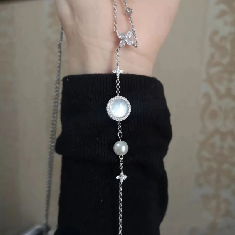 Modern Axm Necklaces 282156